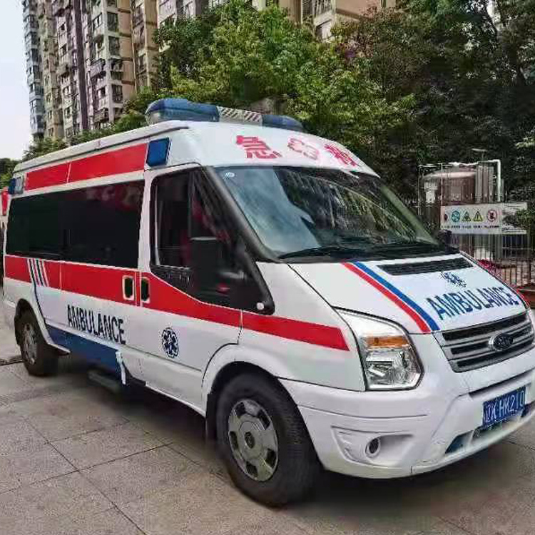 新和长途救护车护送病人返乡